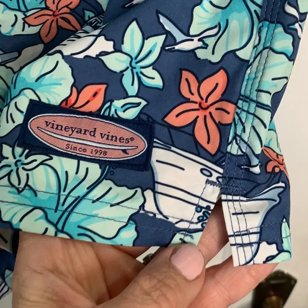 Vineyard Vines Men’s Printed Preppy Boat Floral Chappy Swim Trunks M-119 Sz S